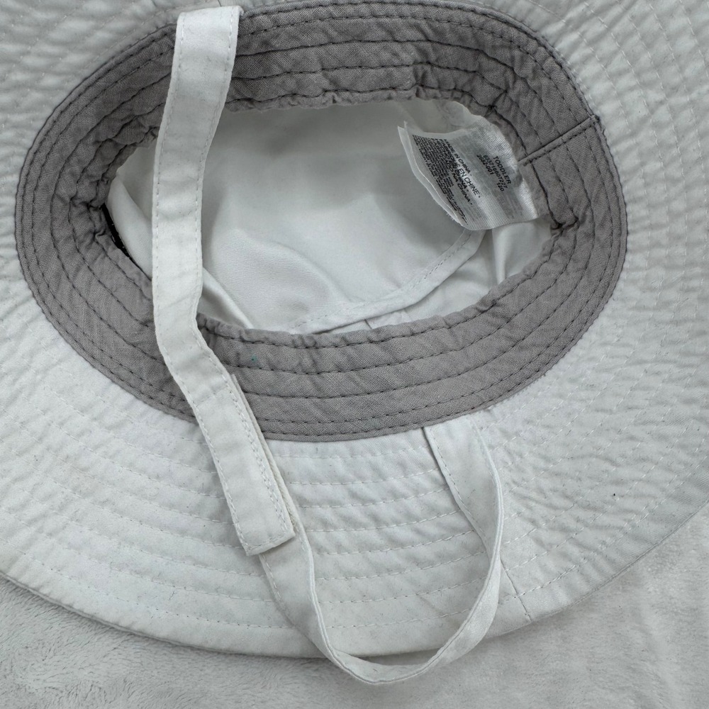 Nike Bucket Hat Toddler Sunhat White W/ Chin Strap UPF 40+ Sun Protection Water - Picture 2 of 3